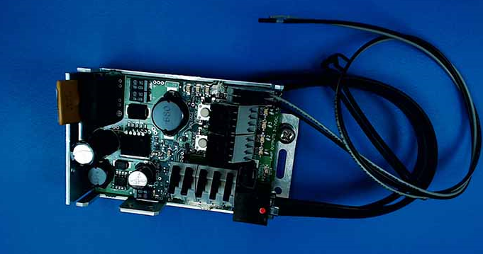 Light Quad-Volt Intraoral Kit product image