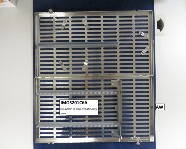 Signature Series™ Oral Surgery 20-Instrument Cassette product image