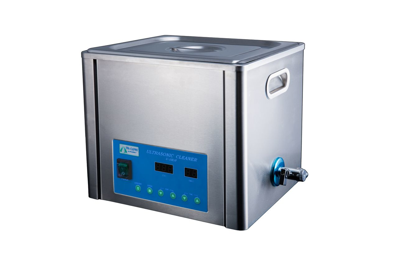 EDE760236F58FA30DA00CB82E67CE60C