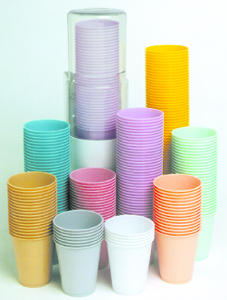 Plastic Cups Green 5oz.